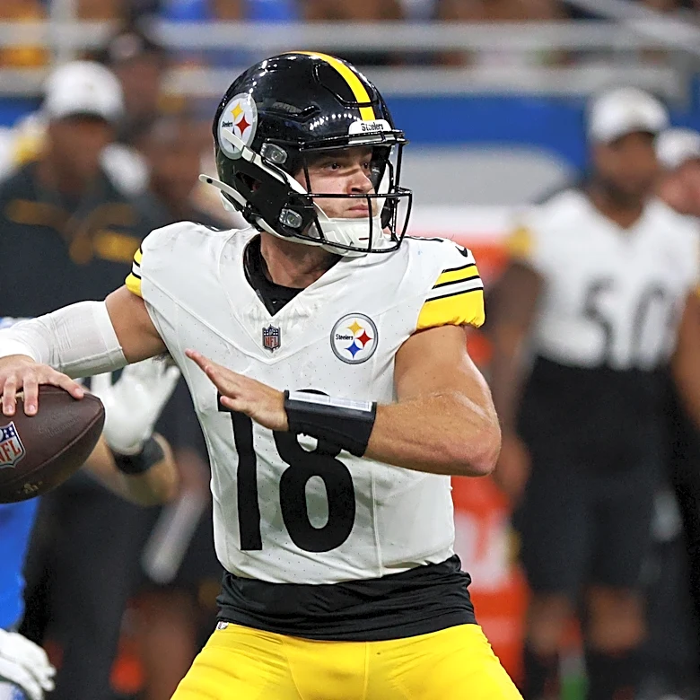 Former Steelers QB signs with UFL team