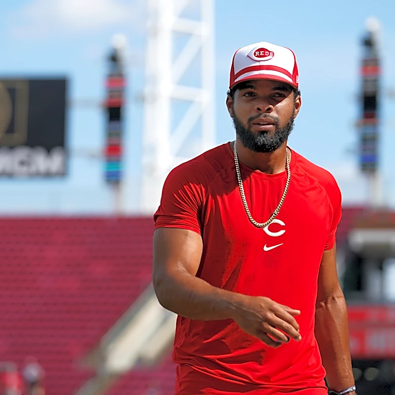 Reds option Rece Hinds to AAA Louisville