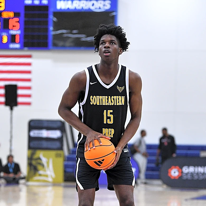 MM 5.1: Five-star center Obinna Ekezie Jr. commits to Louisville