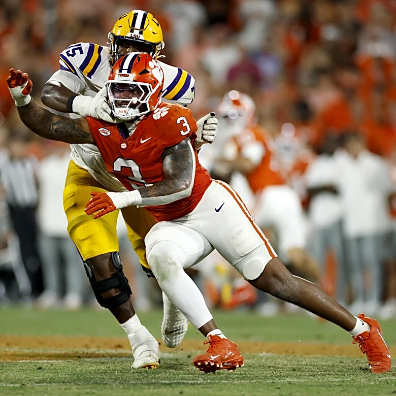 Bills news: What the Bills are getting with rookie edge rusher T.J. Parker