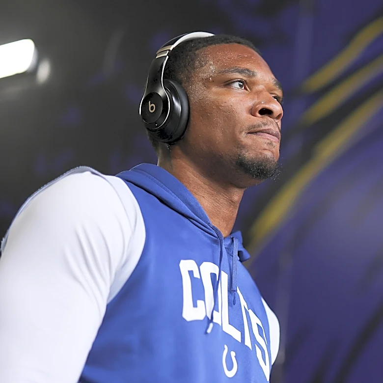 Report: Readily available Colts QB reports for voluntary offseason workouts