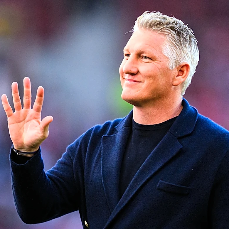 Bastian Schweinsteiger full of praise for Bayern Munich’s Vincent Kompany