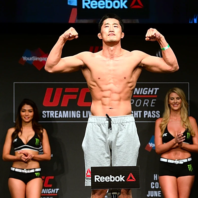 Video: Conor McGregor spars Netflix star Dong Hyun Kim ahead of highly-anticipated UFC return