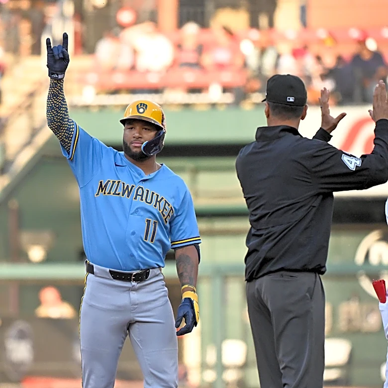 Chourio shines as offense stays stagnant in 6-3 loss