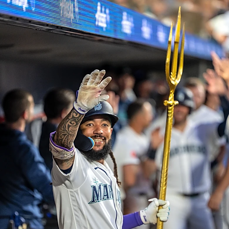 Mariners stick to the script, author delightful 5-4 win against Braves