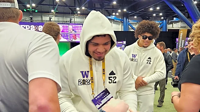 Former Husky Voi Tunuufi Dies at 23