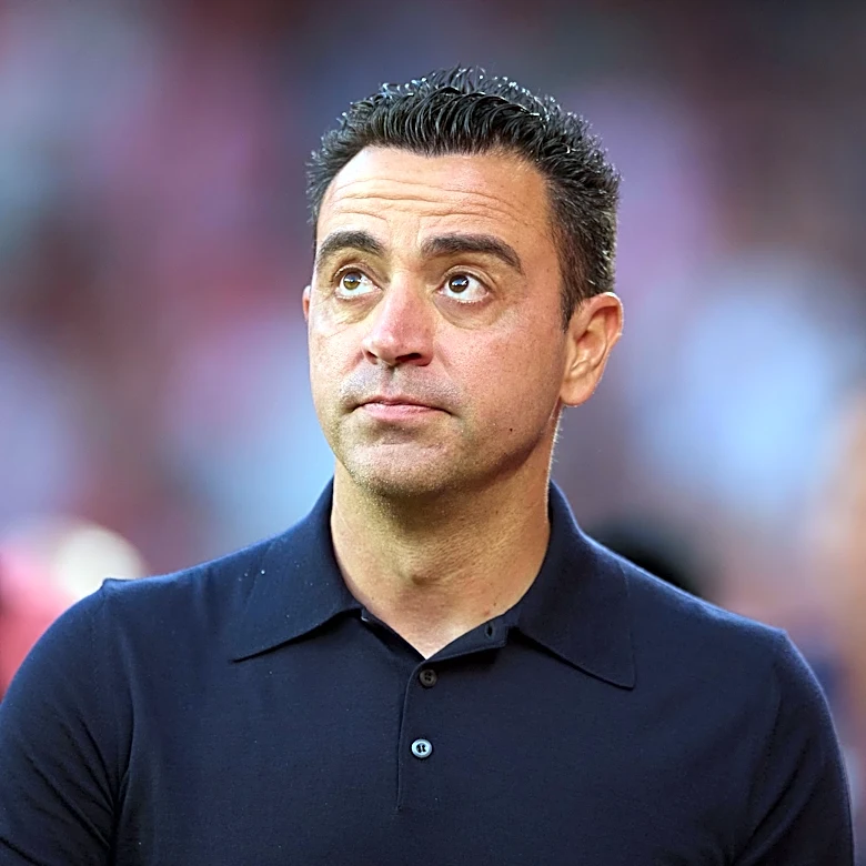 Barcelona legend Xavi emerges as contender to take over as Chelsea boss