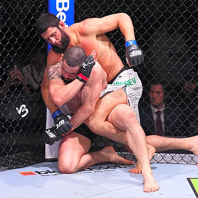 Morning Report: Robert Whittaker predicts Khamzat Chimaev will ‘run over’ Sean Strickland at UFC 328