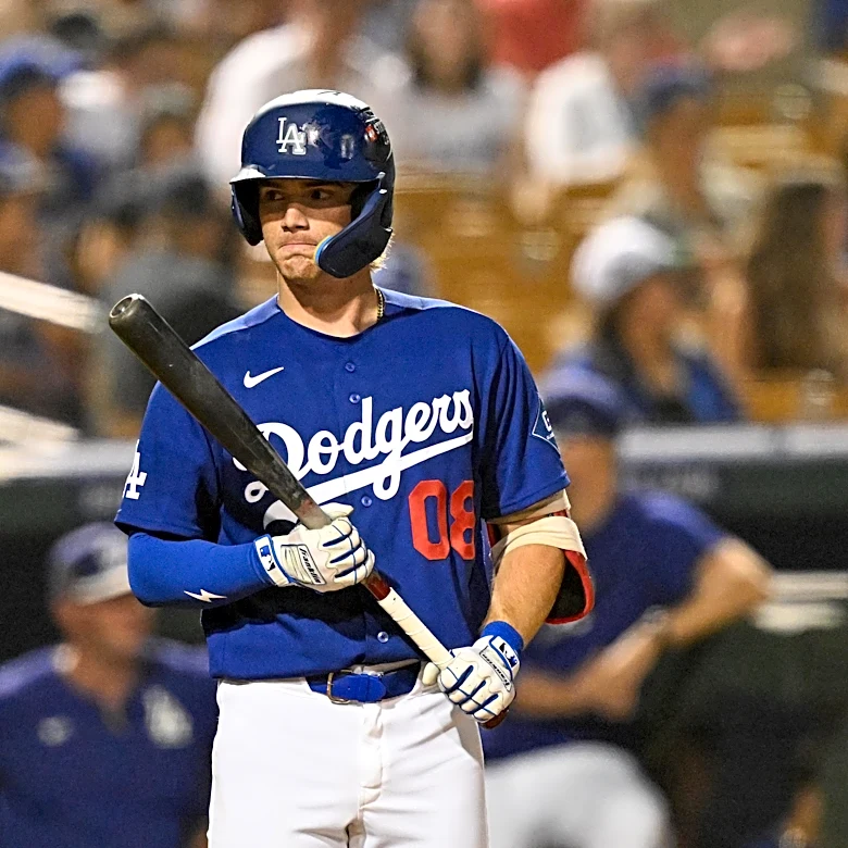 Mike Sirota wins Midwest League player of the week