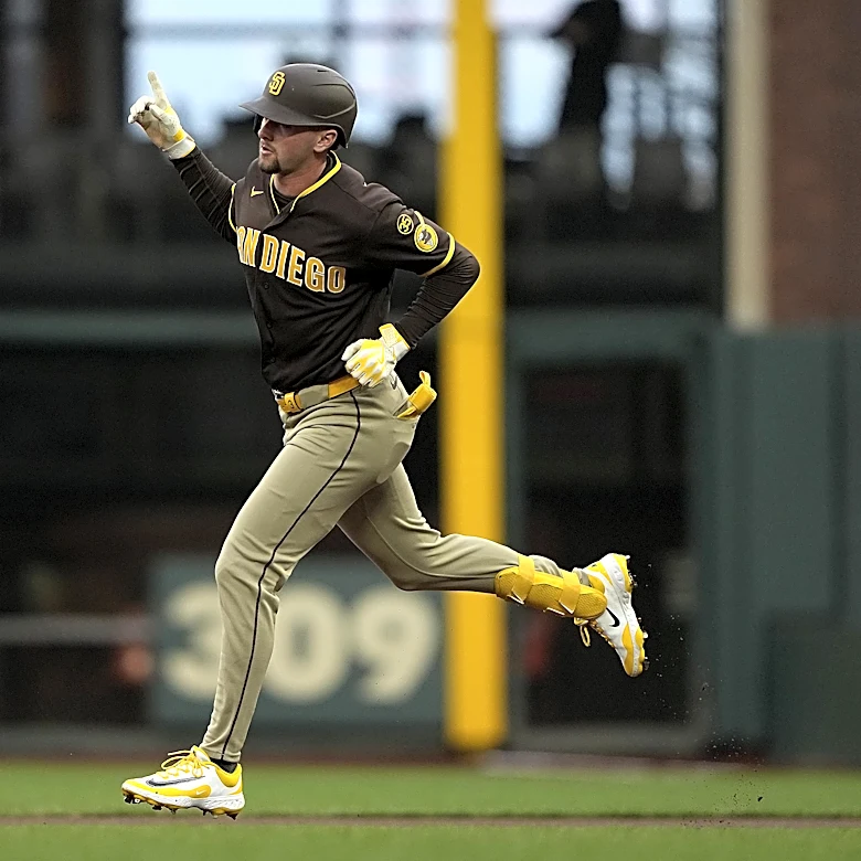 Good Morning San Diego: Padres start with a bang, end with a fizzle against Giants
