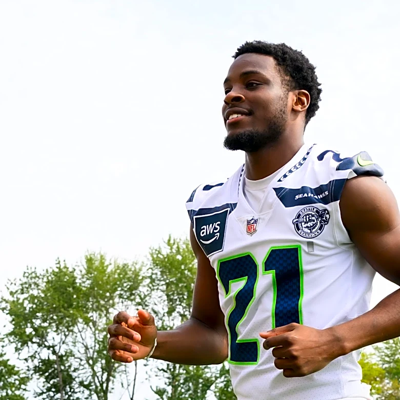 Seattle Seahawks 90-man roster following NFL Draft, Dante Fowler signing