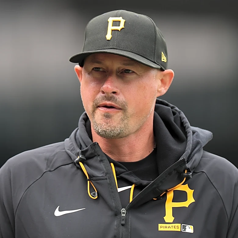 Pirates manager Don Kelly, pitcher Chris Devenski suspended by MLB for incident on Saturday vs. Reds