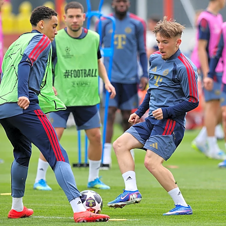 Training Report: Bayern Munich’s Lennart Karl, Raphaël Guerreiro complete session; Josip Stanišić bandaged up