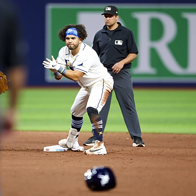 Tiny ball for the win: Rays 4 Blue Jays 3