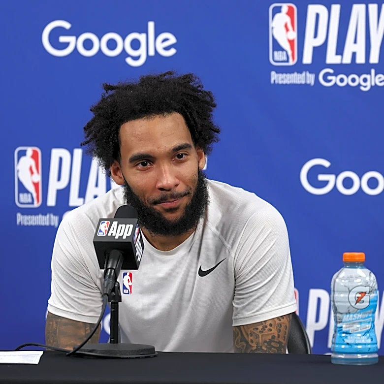 Open Thread: Spurs players seen shopping in town prior Game 1