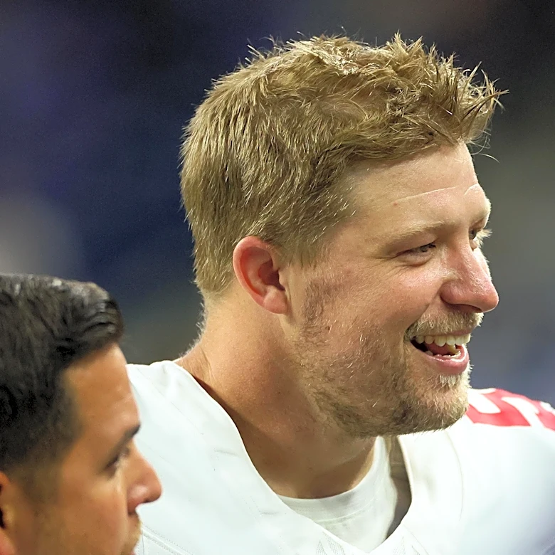 On the Cardinals roster, who is this Casey Kreiter listed?