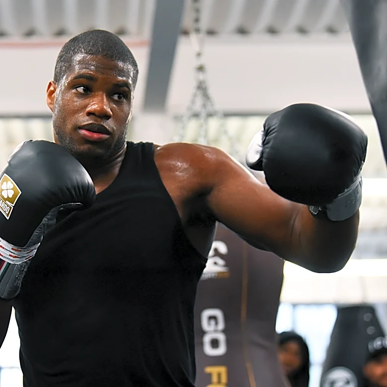 Wardley vs. Dubois open workout video, LIVE stream from Manchester