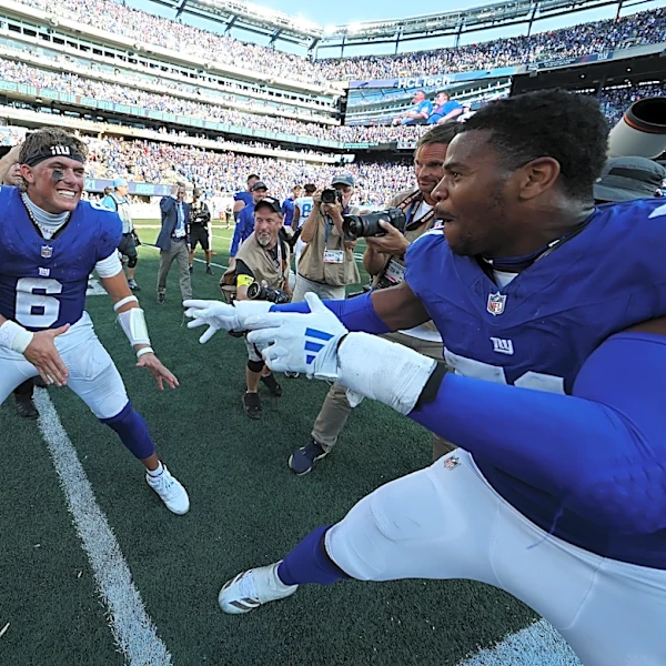 Is the NY Giants offense or defense stronger?