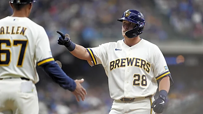Brewers cruise to 6-2 victory over Cardinals