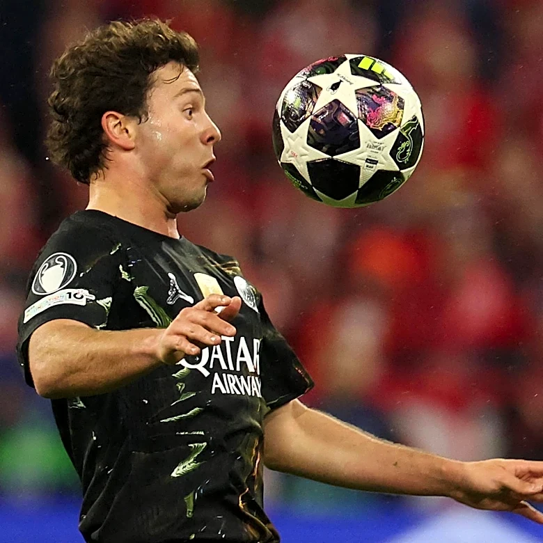 Former referee Manuel Gräfe questions João Neves handball incident from Bayern Munich’s draw with PSG