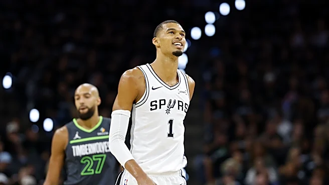 Spurs bounce back in Game 2, blow out Timberwolves to tie series