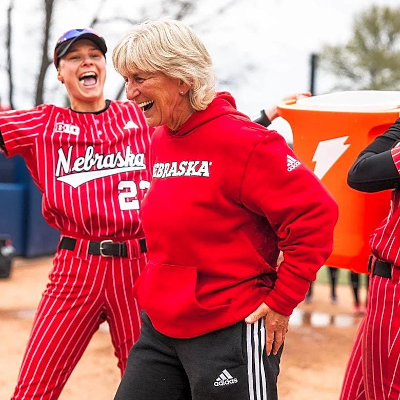 Thursday Flakes: Softball in B1G Tourney, Cubs Win Again and More