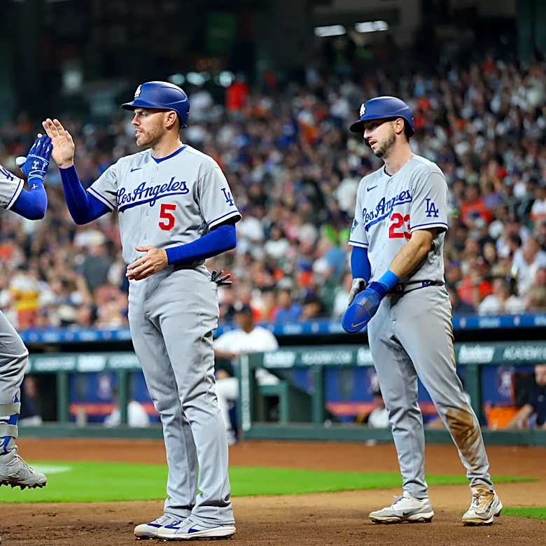 Dodgers have happy flight home after offensive explosion and good news about Tyler Glasnow