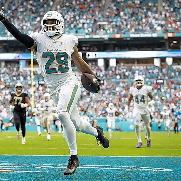 Minkah Fitzpatrick trade results: Dolphins use pick from the Jets in draft