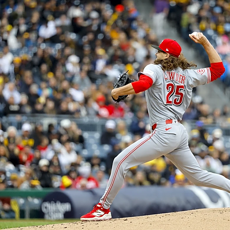 Game 38: Reds vs. Cubs (2:20 PM ET) – Lowder vs. Imanaga