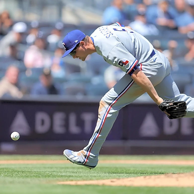 17-20 – Rangers experiment with no-outfielder defense in 9-2 finale loss to Yankees