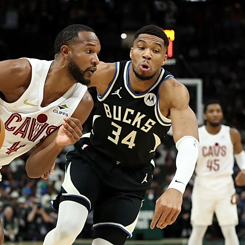 Cavs reportedly spoke to Bucks on Mobley for Giannis trade