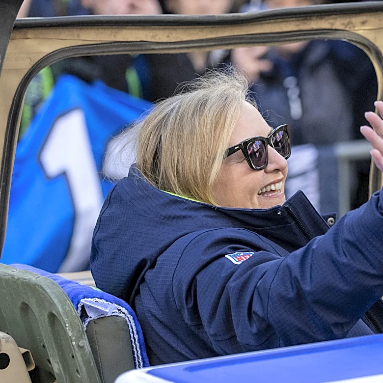 Investors from 49ers, Celtics in the mix to bid for Seattle Seahawks ownership