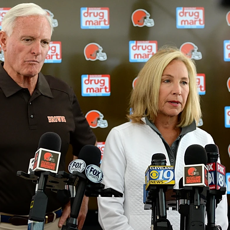 Browns’ owners donate millions for cancer research as Dee Haslam fights rare disease