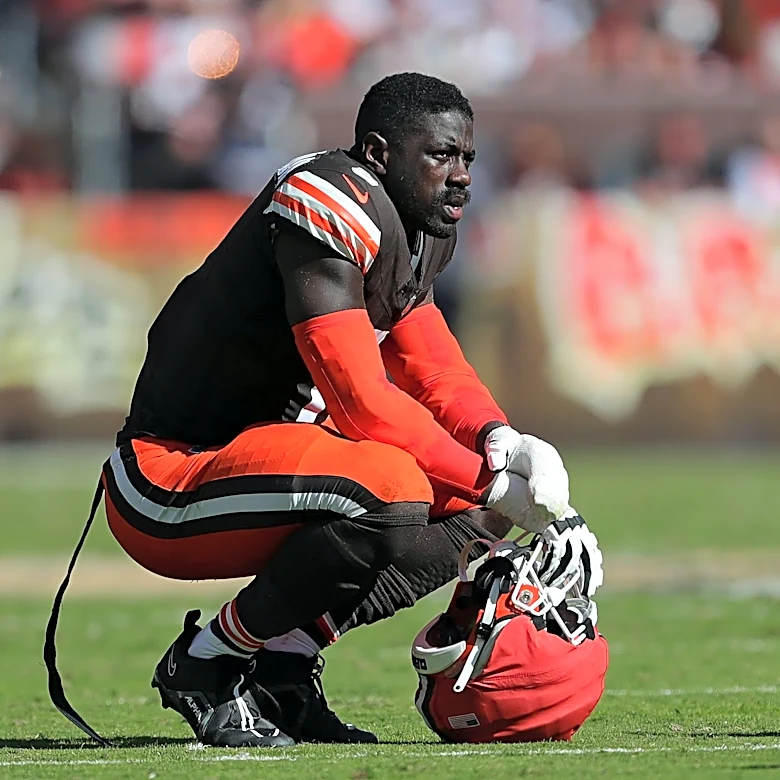 Browns provide expected, disappointing JOK injury update, add international player