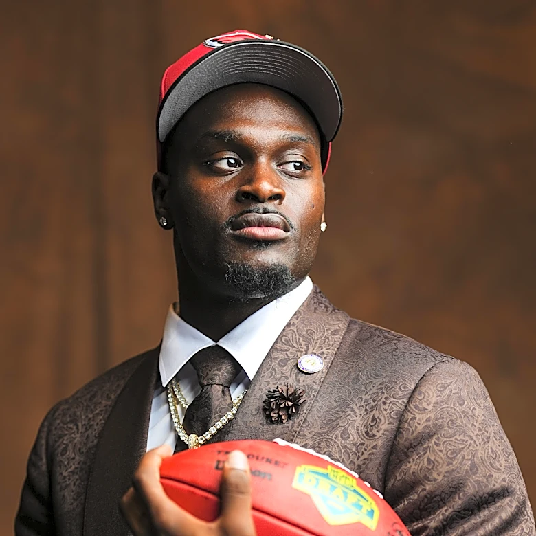 Arizona Cardinals officially sign Jeremiyah Love