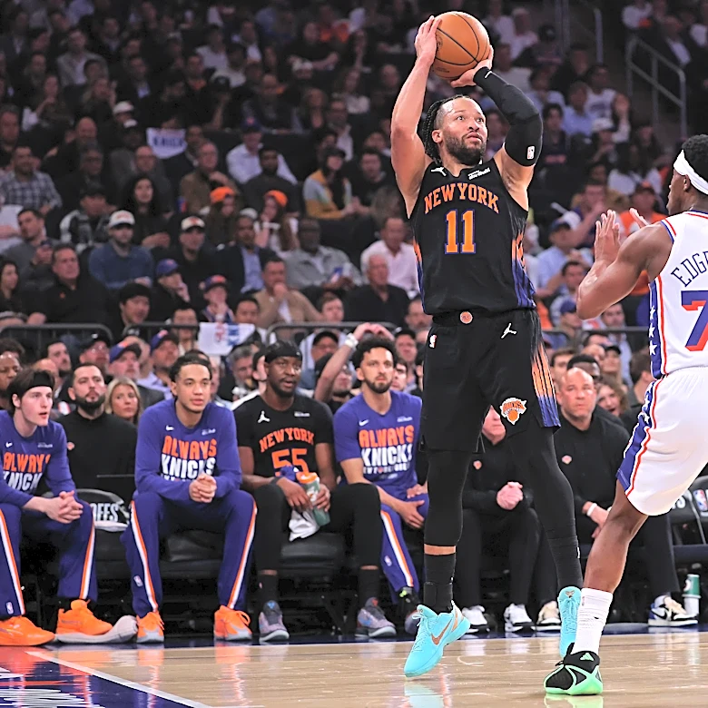 Knicks and Sixers, Wolves and Spurs Resume Playoff Series Tonight