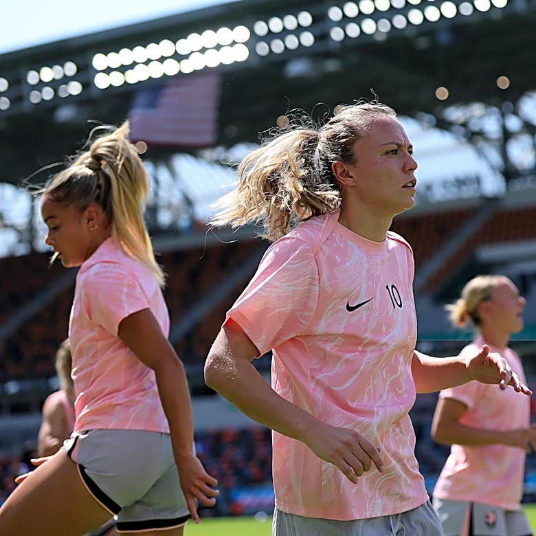 Angel City FC forward Claire Emslie returns to active roster from maternity leave