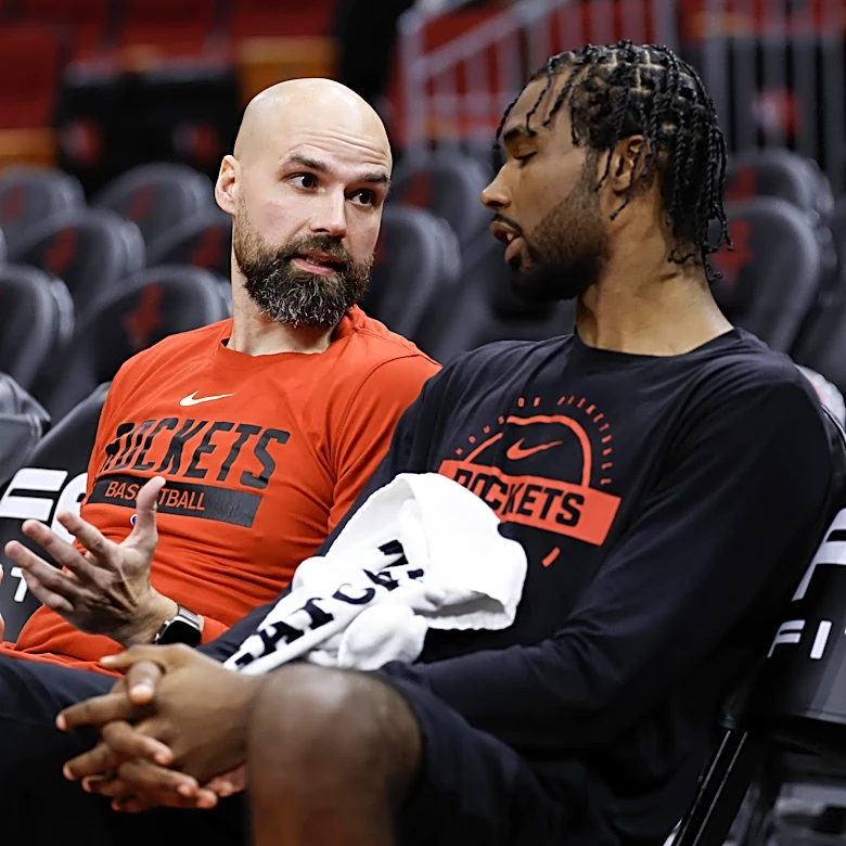 Blazers Reportedly Interview Head Coaching Candidate With Local Ties