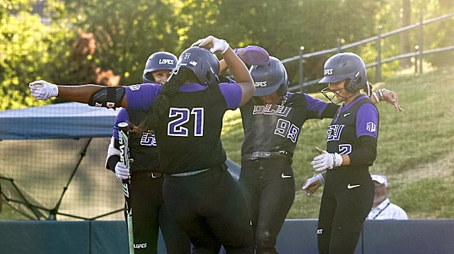 Lopes Survive Lobos Again, 11-7, Advance to MW Championship