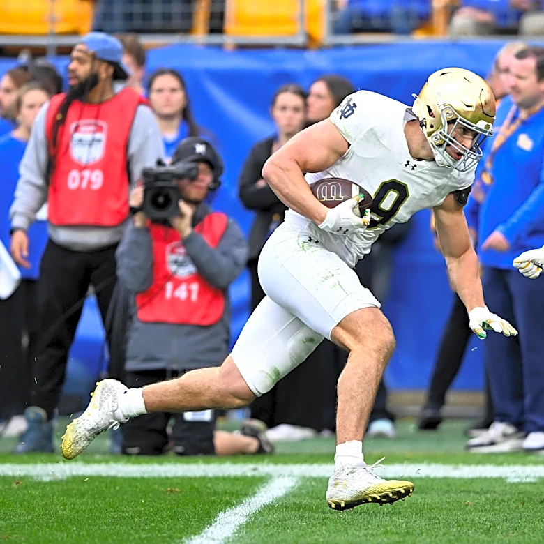Patriots reportedly sign 2 more draft picks to their rookie deals