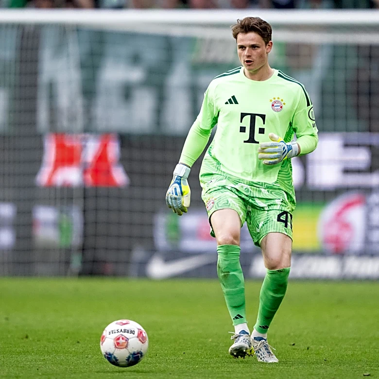 After stellar performance vs. Wolfsburg, Bayern Munich’s Jonas Urbig not ready to think about Germany call-up