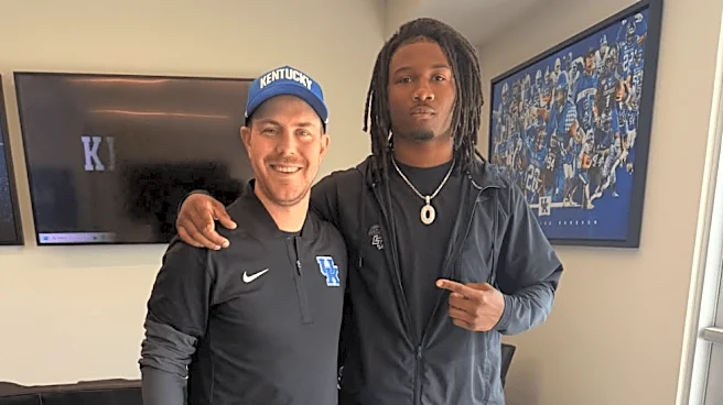 4-star WR Iveon Lewis commits to Kentucky over Georgia and other major programs