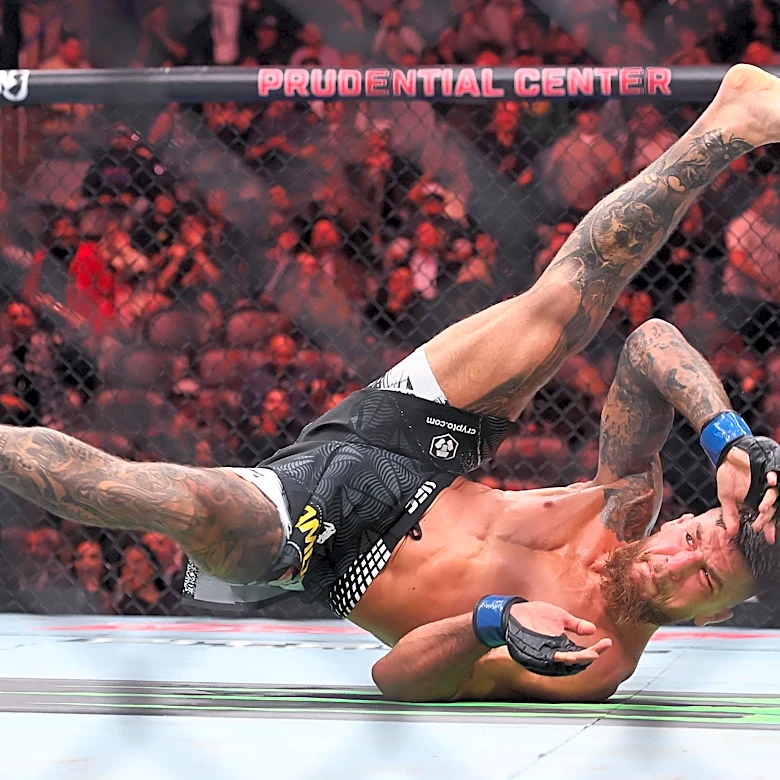 Highlights! Yaroslav Amosov stakes claim to welterweight top 15 with suffocating submission finish | UFC 328