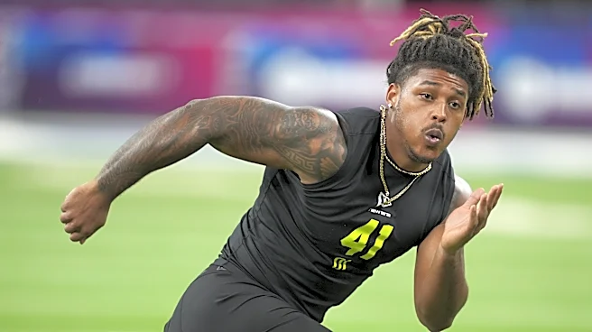 Bengals News (5/11): No contract drama with Cashius Howell
