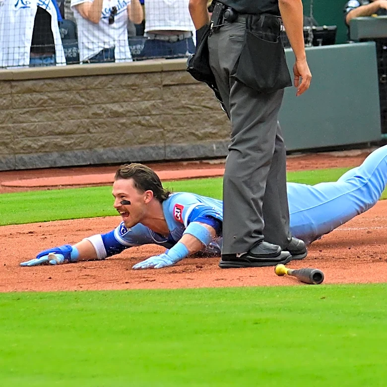 Kansas City Royals news: Bobby touches ‘em all