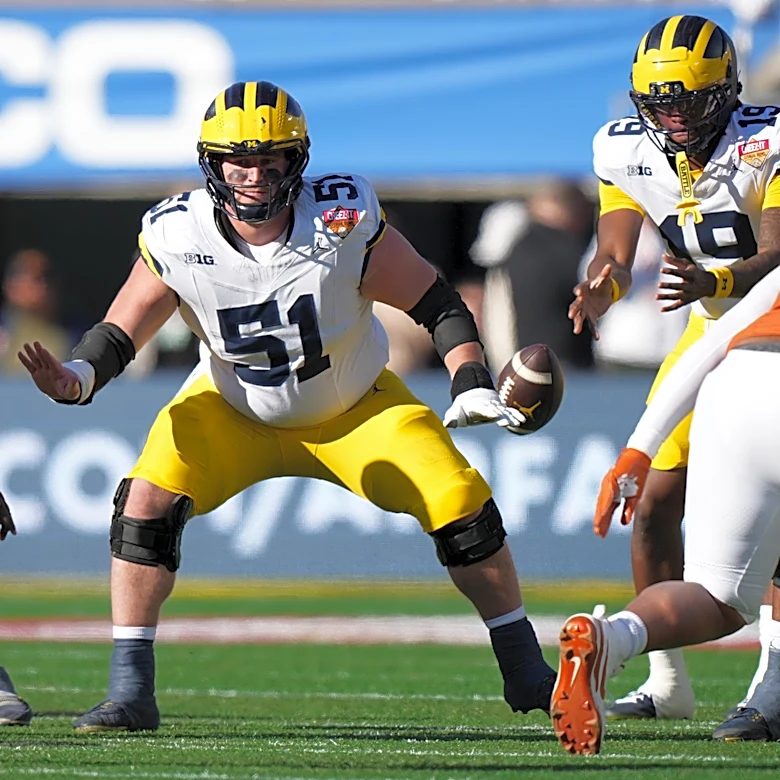 Steelers sign experienced offensive lineman after rookie minicamp tryout