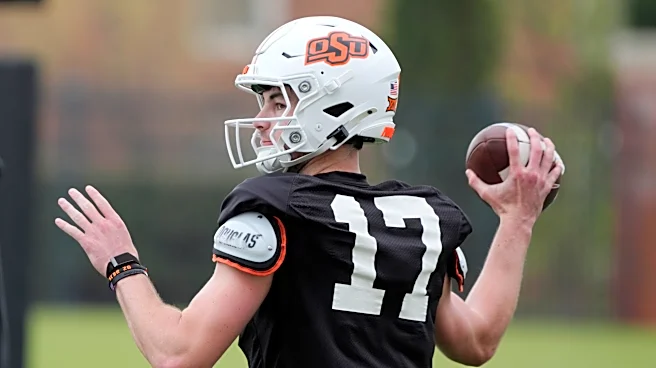 Steelers select dynamic QB in early 2027 NFL mock draft