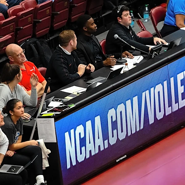 Arizona volleyball adds former Creighton OH Destiny Ndam-Simpson