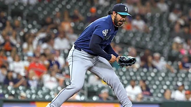Mariners beleaguered bullpen busts through, blasts ‘Stros in 3-1 win