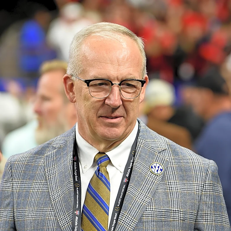 Longhorns Daily News: SEC commissioner Greg Sankey reportedly worries of CFP expansion ‘tipping point’